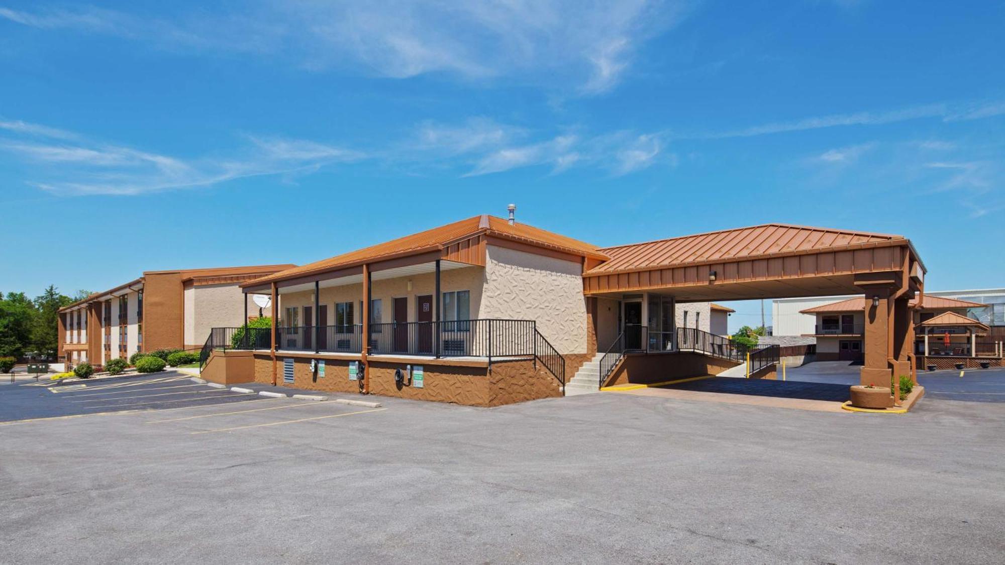 Best Western Center Pointe Inn Μπράνσον Εξωτερικό φωτογραφία